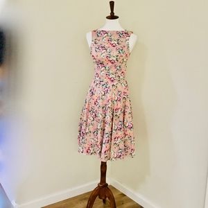 Pink Romantic Floral Dress with Great Fit